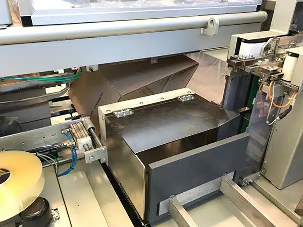 incartonatrici-industriali-chiusura-astucci-lombardia